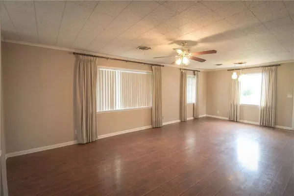Luling, LA 70070,323 MIMOSA AVE
