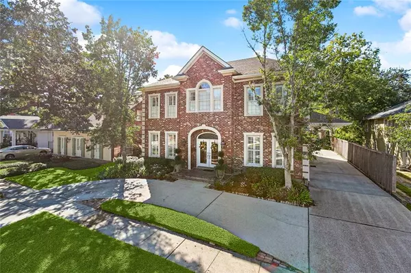 Metairie, LA 70005,252 HOLLYWOOD DR