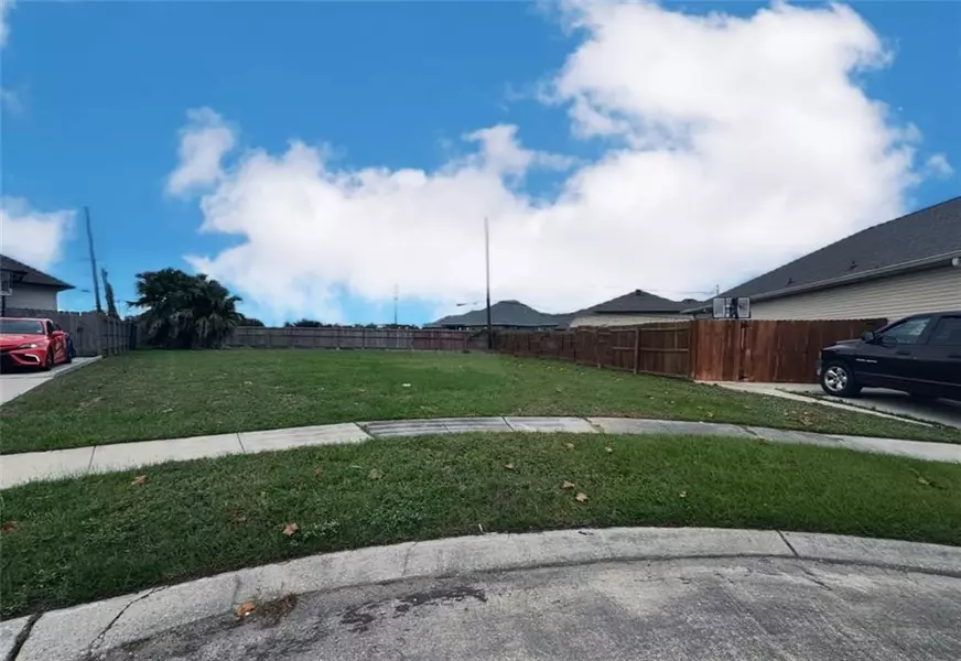 2700 NUNEZ ST, Meraux, LA 70075