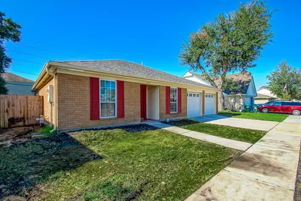 Kenner, LA 70065,3821 LAKE TRAIL DR