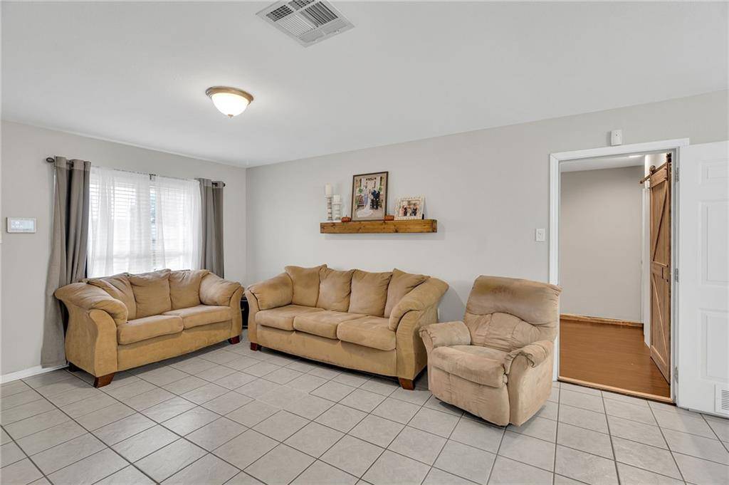 Marrero, LA 70072,5063 RENNES ST