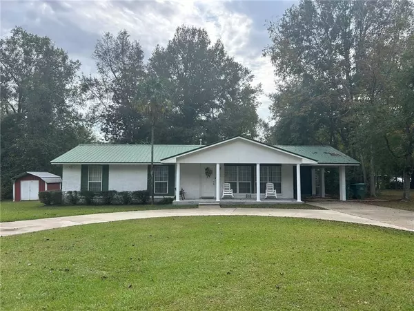 1312 SHADY PINE DR, Bogalusa, LA 70427