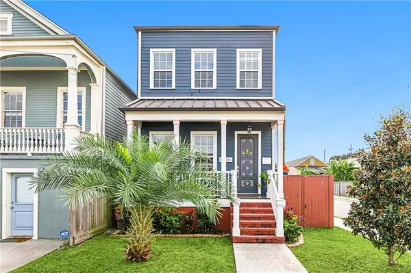 New Orleans, LA 70117,3036 MARAIS ST