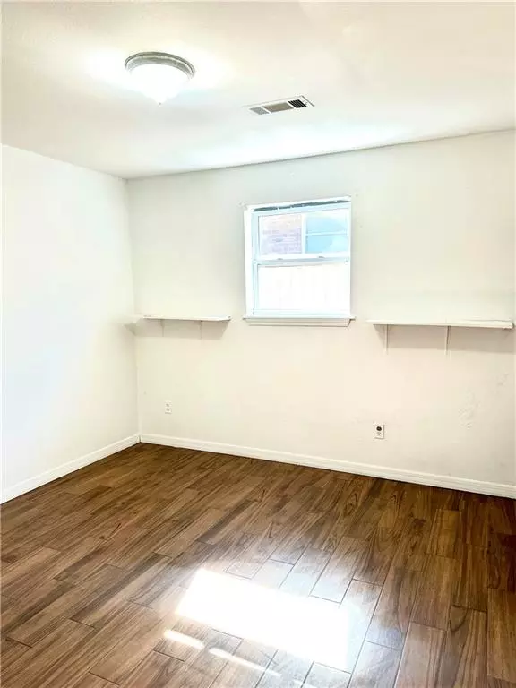 Chalmette, LA 70043,4005 HAMLET DR