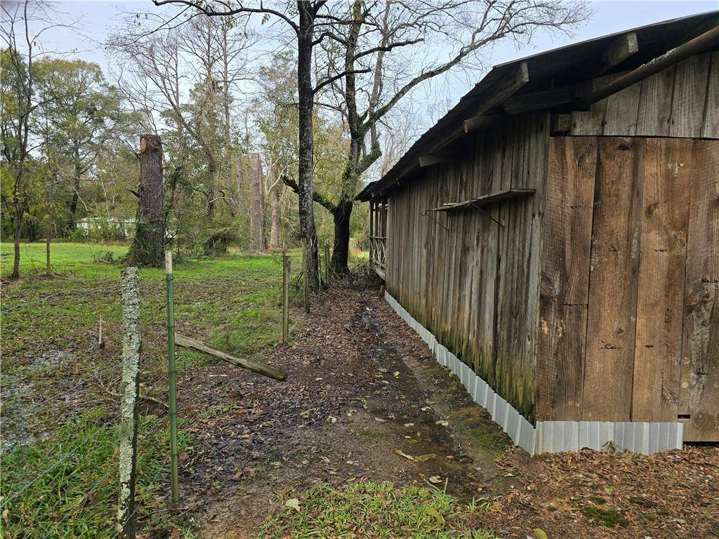 Deville, LA 71328,1828 115 HWY