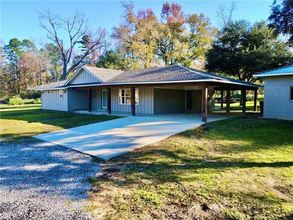 549 BURMA RD, Ball, LA 71405