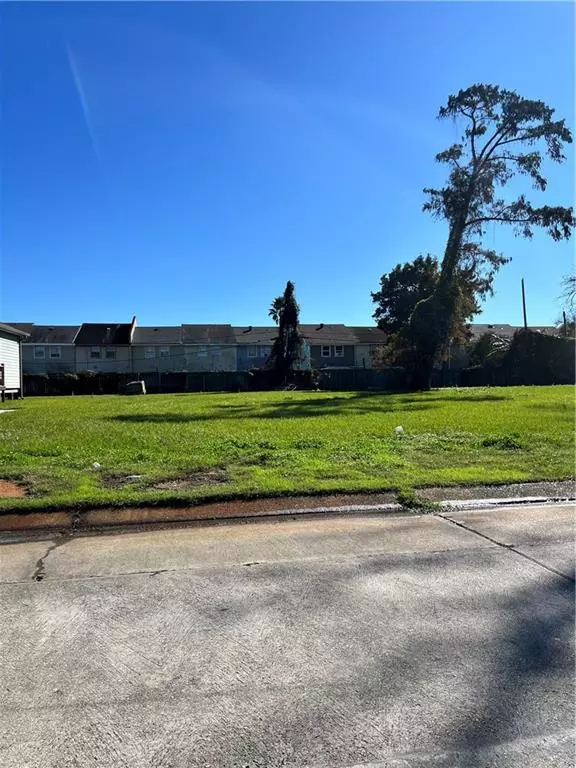 1541 ABBEY RD, Harvey, LA 70058