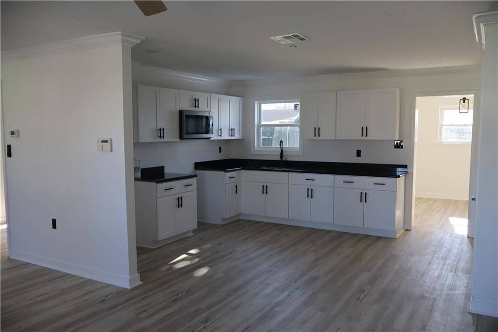 Westwego, LA 70094,12 CAMELLIA LN