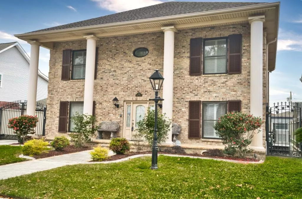 Chalmette, LA 70043,3521 CORINNE AVE