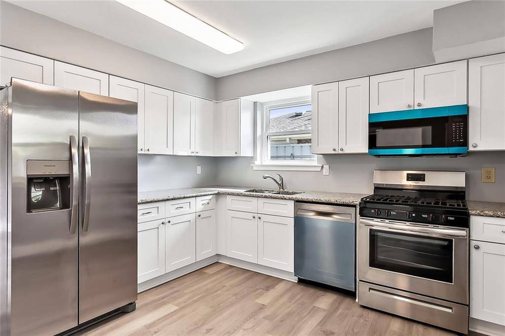 Westwego, LA 70094,815 W CRYSTAL CT