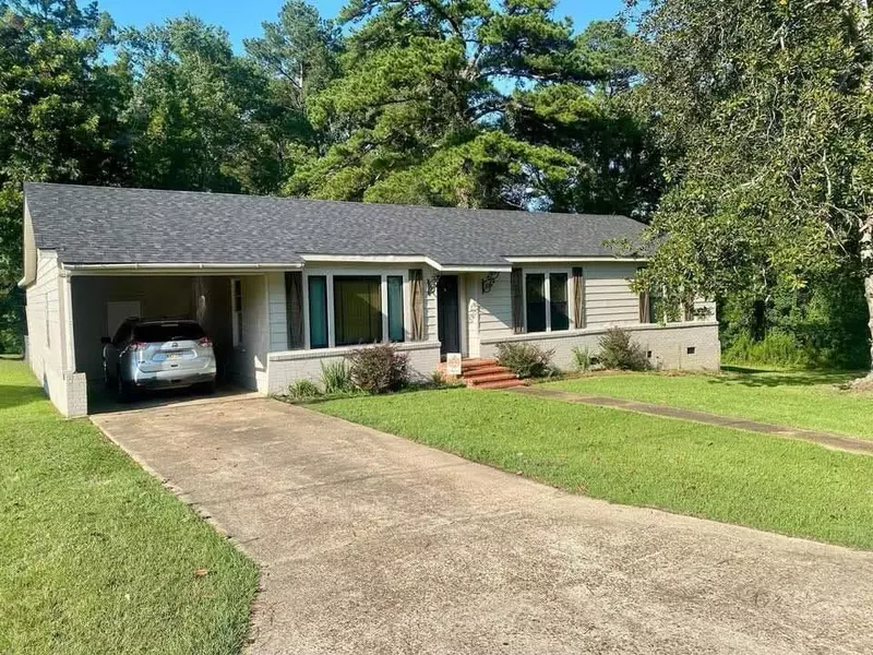 372 E HIGH SCHOOL DR, Jena, LA 71342