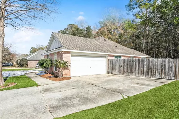 Mandeville, LA 70471,409 WESTWOOD DR