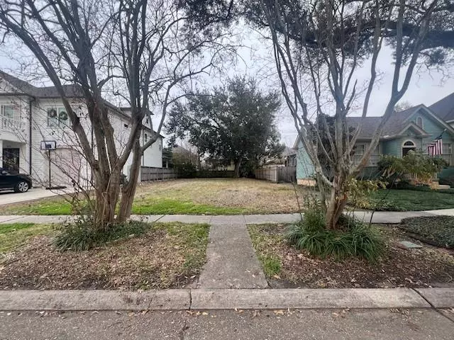Metairie, LA 70005,245 GLENWOOD DR