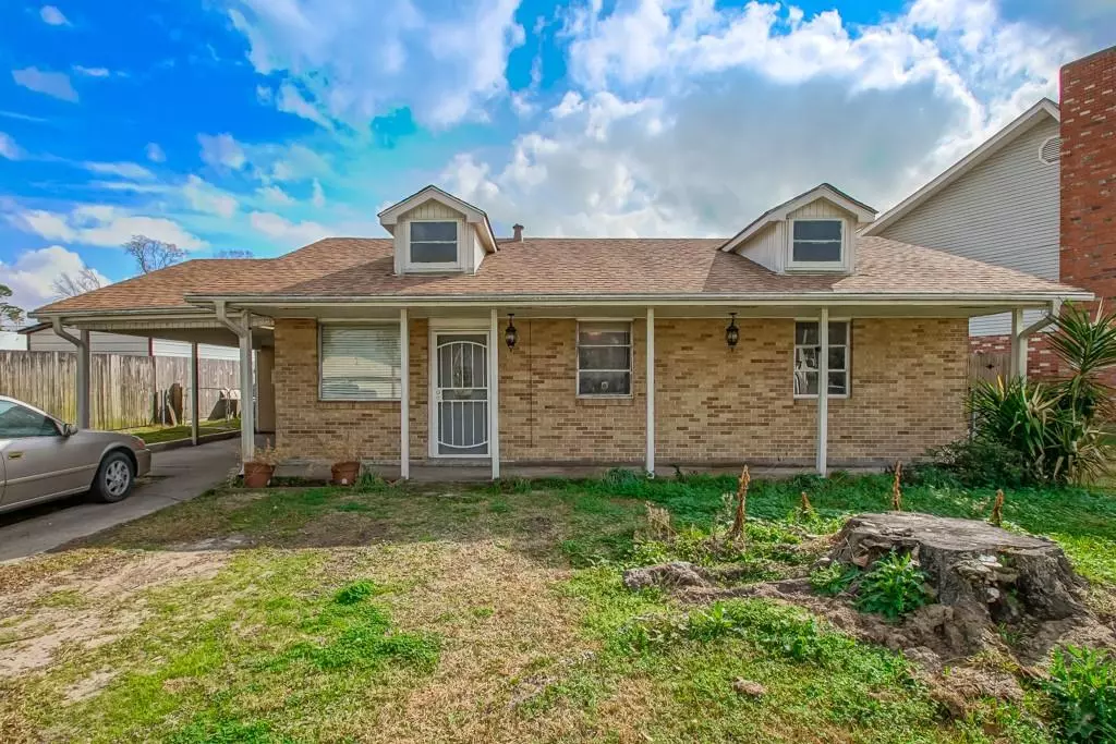 Marrero, LA 70072,212 CHRISTIANA DR