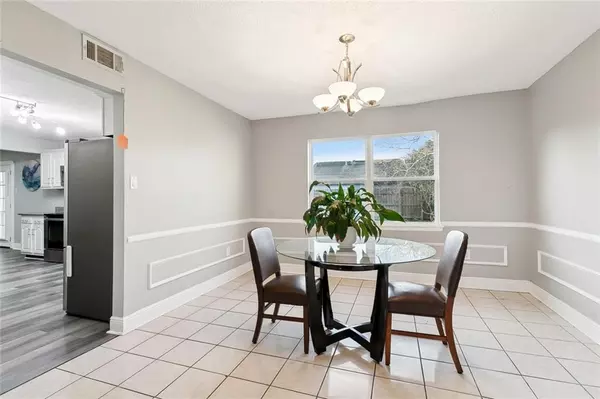 Harvey, LA 70058,3736 LIRO LN