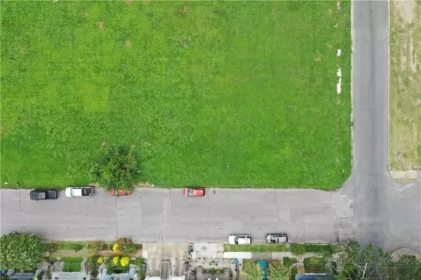 New Orleans, LA 70114,619 THAYER ST