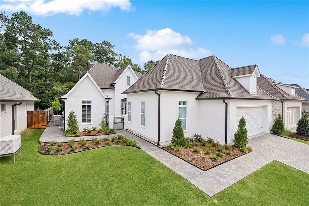 588 N CORNICHE DU LAC, Covington, LA 70433
