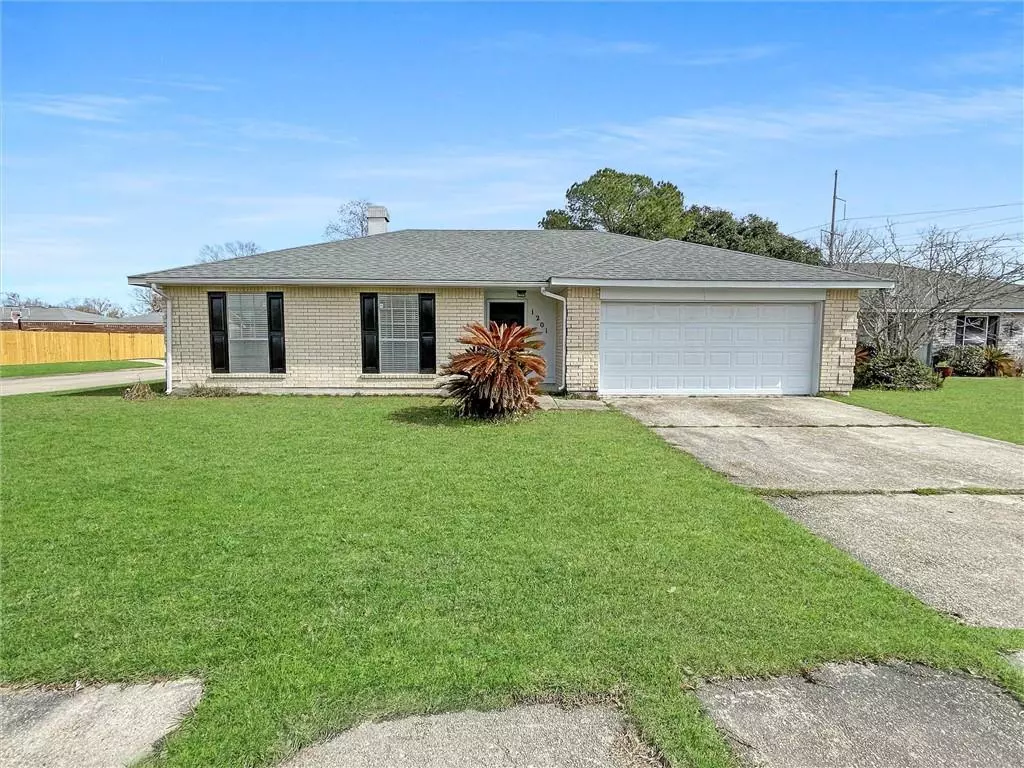 Slidell, LA 70461,1201 LONDONBERRY CT