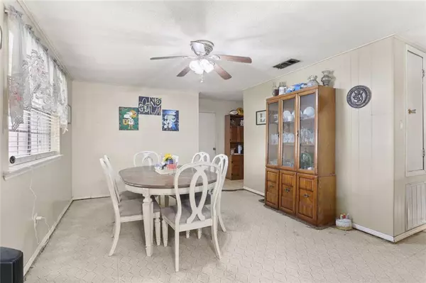 Westwego, LA 70094,104 DAFFODIL LN