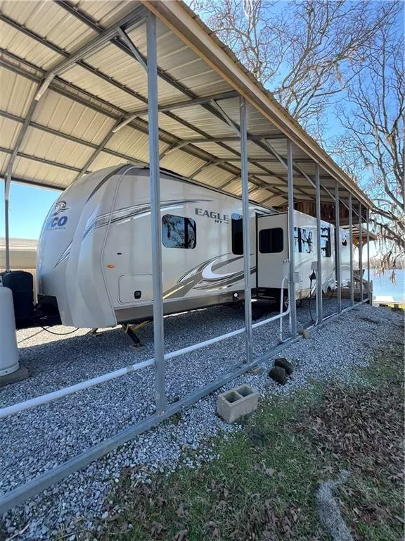 Montgomery, LA 71454,128 BASS RD