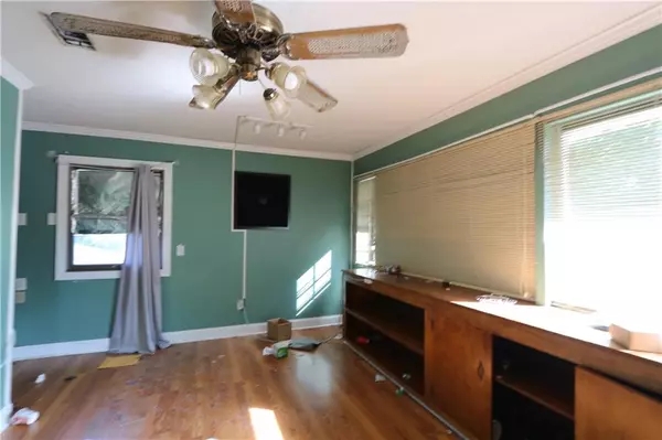 Marrero, LA 70072,5276 ORLEANS WAY