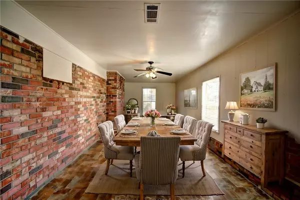 Natchitoches, LA 71457,3140 HIGHWAY 494