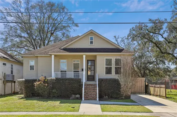 1490 FILMORE AVE, New Orleans, LA 70122