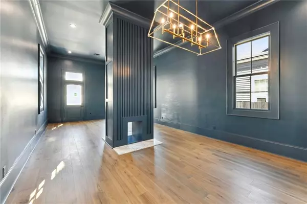 New Orleans, LA 70115,3324 CAMP ST