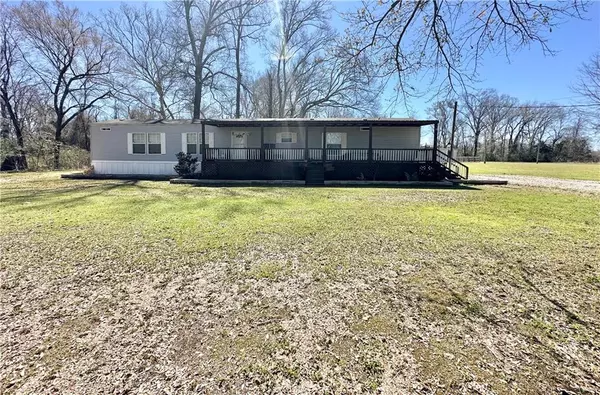 Mansura, LA 71350,356 PINKS LN