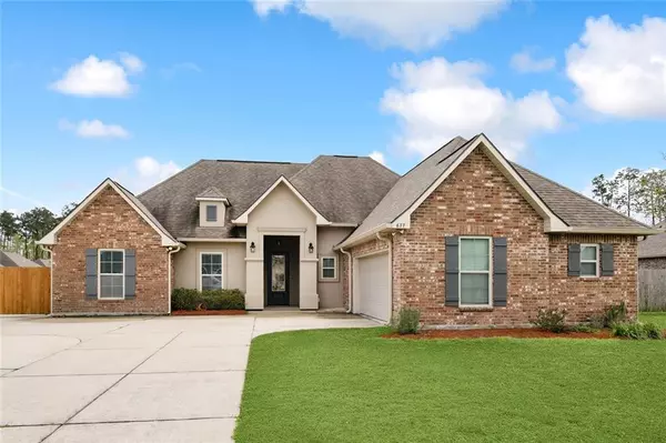 677 ENGLISH OAK DR, Madisonville, LA 70447