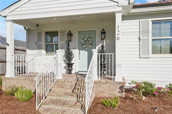 Destrehan, LA 70047,126 DESTREHAN DR