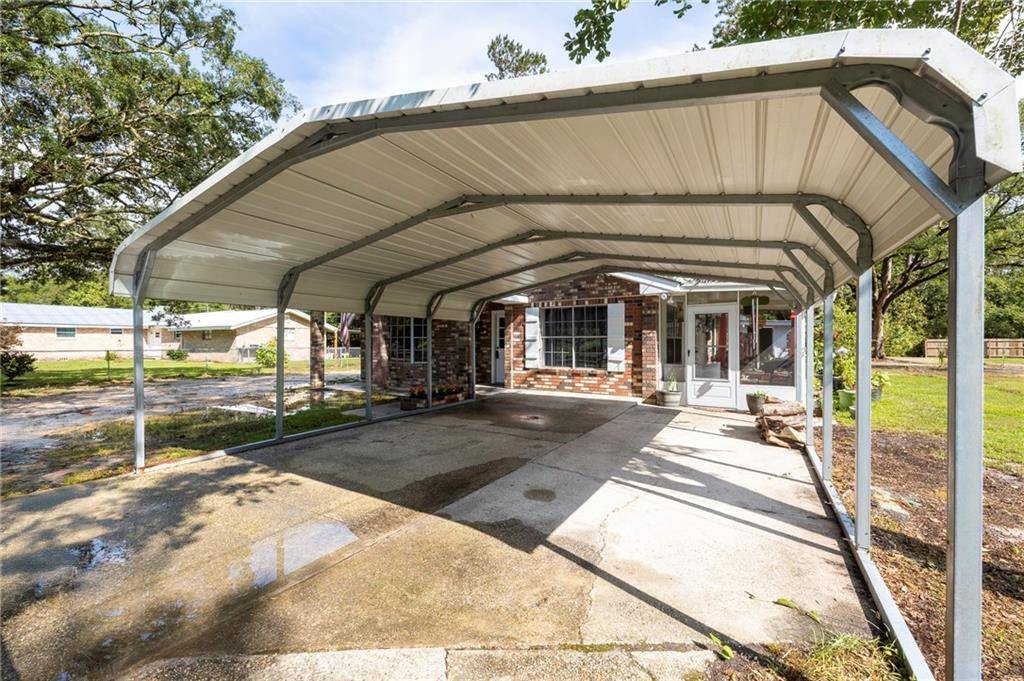 Pearl River, LA 70452,39092 MCQUEEN RD