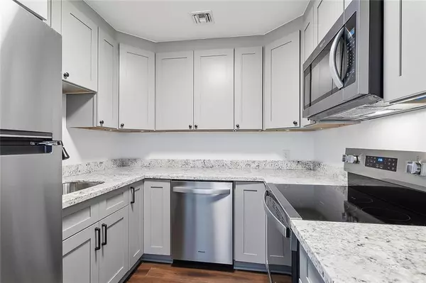 New Orleans, LA 70116,1214 DECATUR ST #3