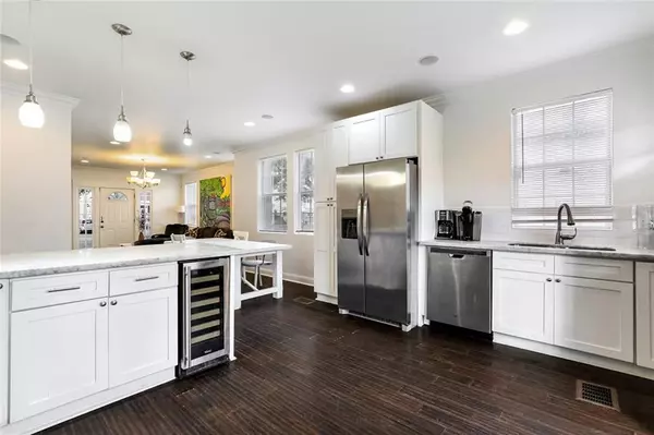 New Orleans, LA 70125,3415 LOUISIANA AVE Pkwy