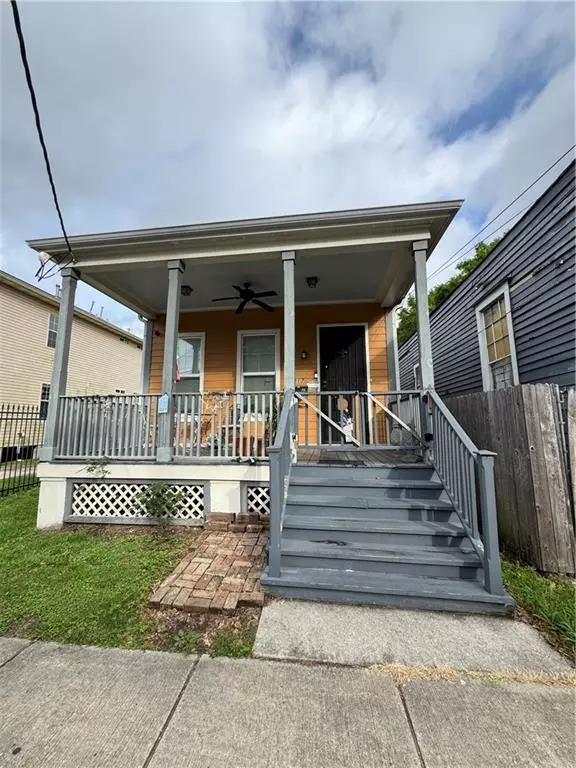 New Orleans, LA 70116,1217 N ROMAN ST