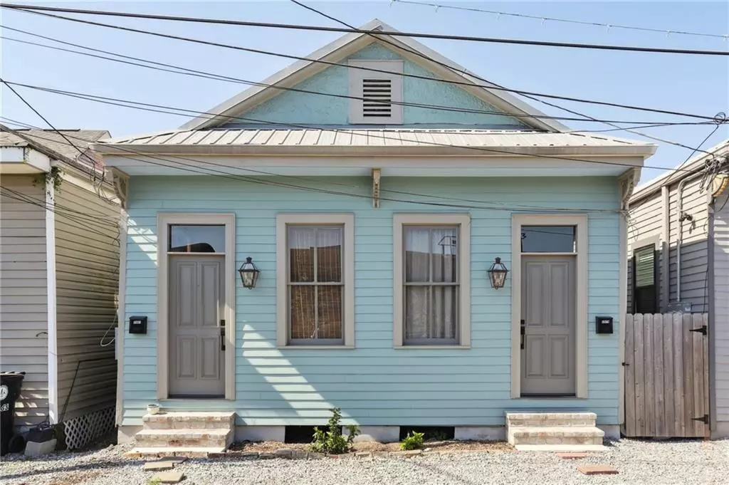 New Orleans, LA 70115,3979 S FRONT ST