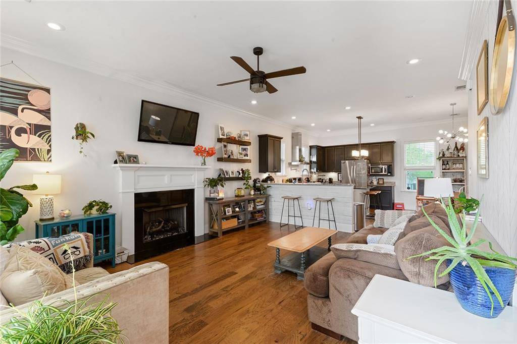 New Orleans, LA 70124,6038 ORLEANS AVE