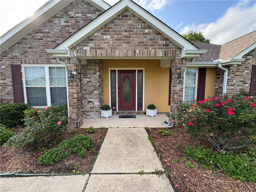 Luling, LA 70070,106 WISTERIA LN
