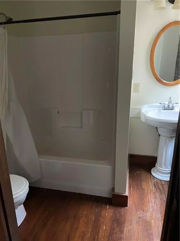 Ponchatoula, LA 70454,157 W PINE ST