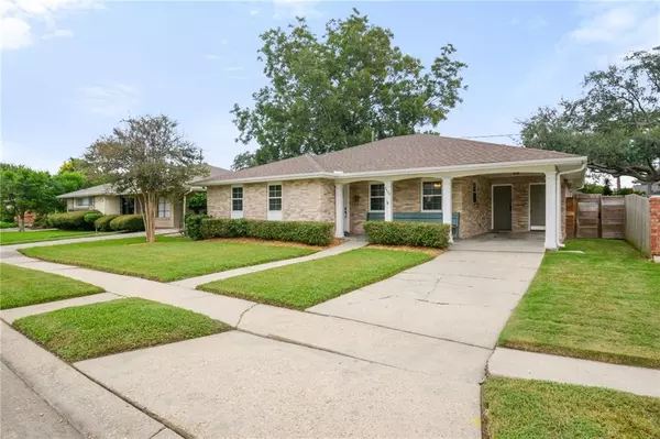 Metairie, LA 70002,3105 N LABARRE RD