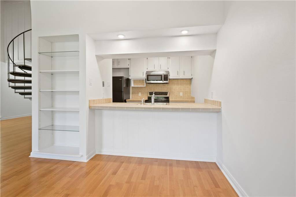 Mandeville, LA 70471,665 N BEAU CHENE DR #27