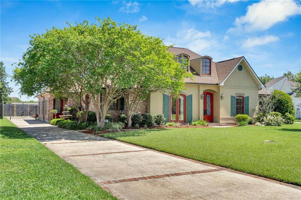 136 JENNIFER LN, La Place, LA 70068