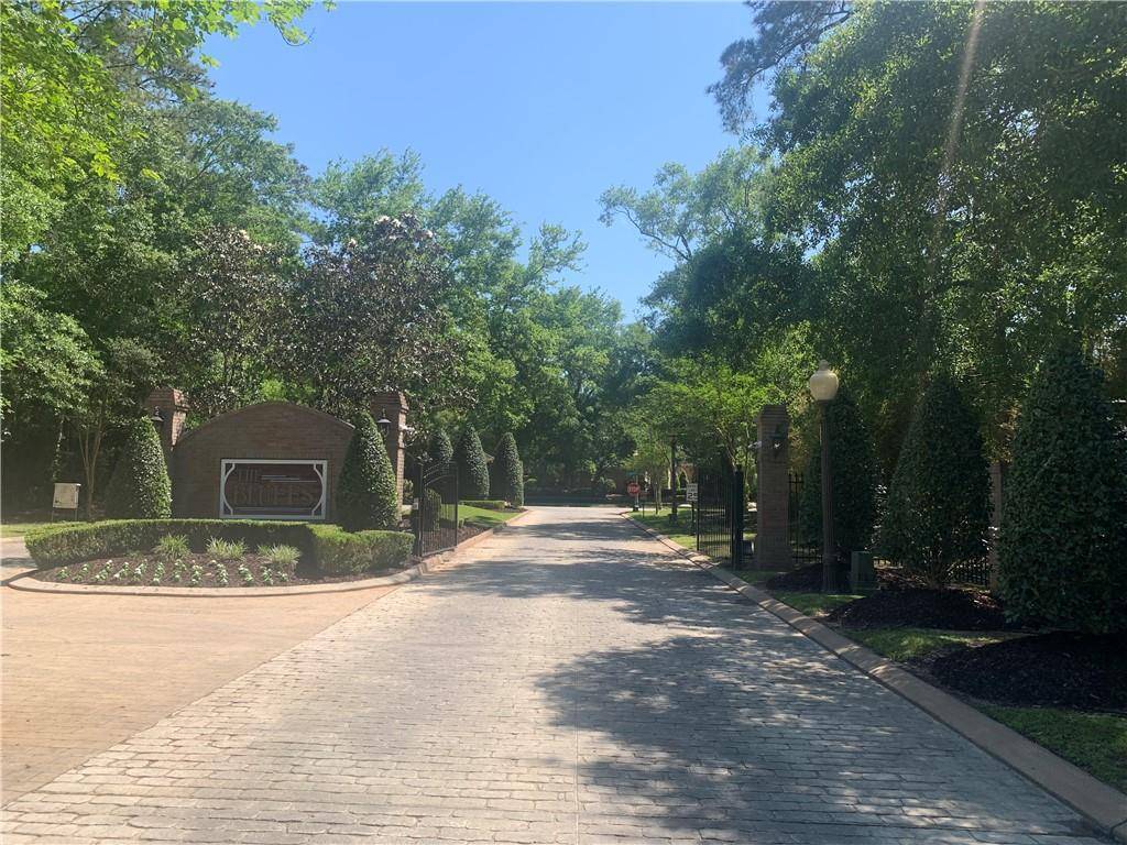 Slidell, LA 70461,601 PEARL VIEW CT