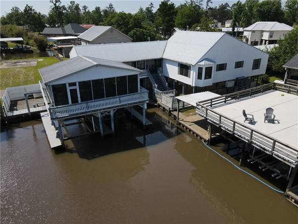32747 CYPRESS DR, Springfield, LA 70462