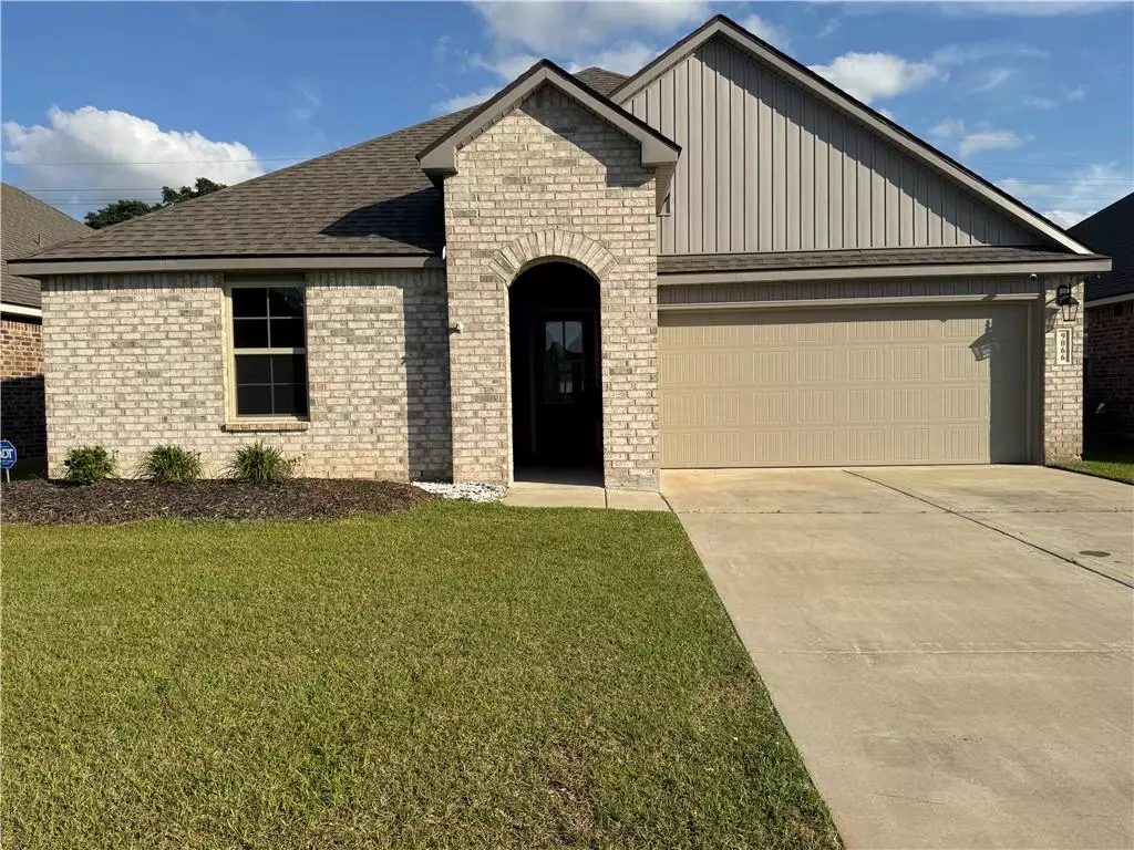 Alexandria, LA 71303,9066 WORTHINGTON CT