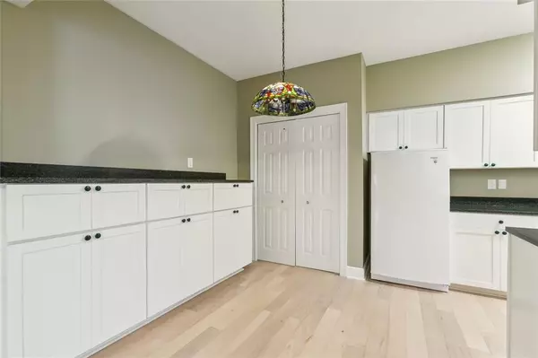 Metairie, LA 70005,800 RUE RAMPART ST #103