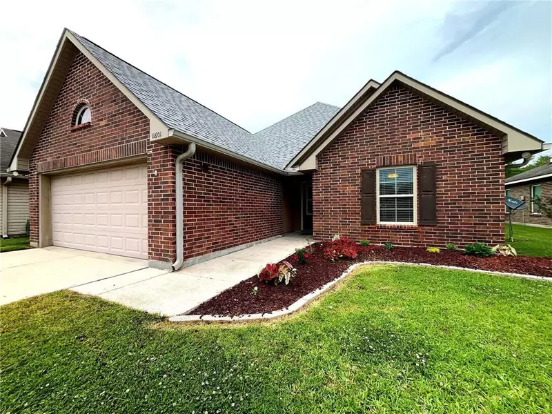 11601 MARY LEE DR, Denham Springs, LA 70726
