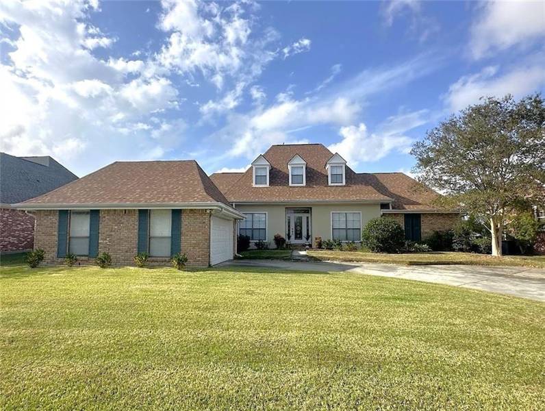 10 LA QUINTA DR, Slidell, LA 70458