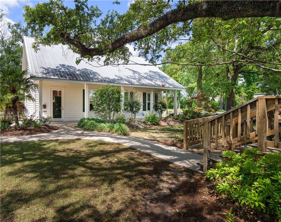 1500 J W DAVIS DR #B, Hammond, LA 70403