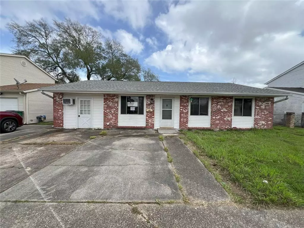 Terrytown, LA 70056,885 OAKWOOD DR
